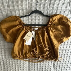 Mango crop top size small, new with tags
